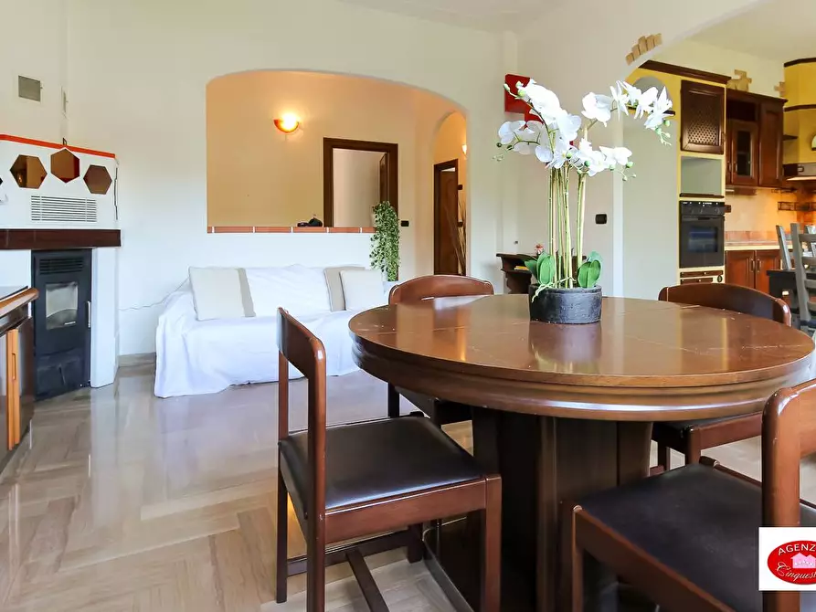 Immagine 11 di Villa in vendita  in Via Pero 116 a Varazze