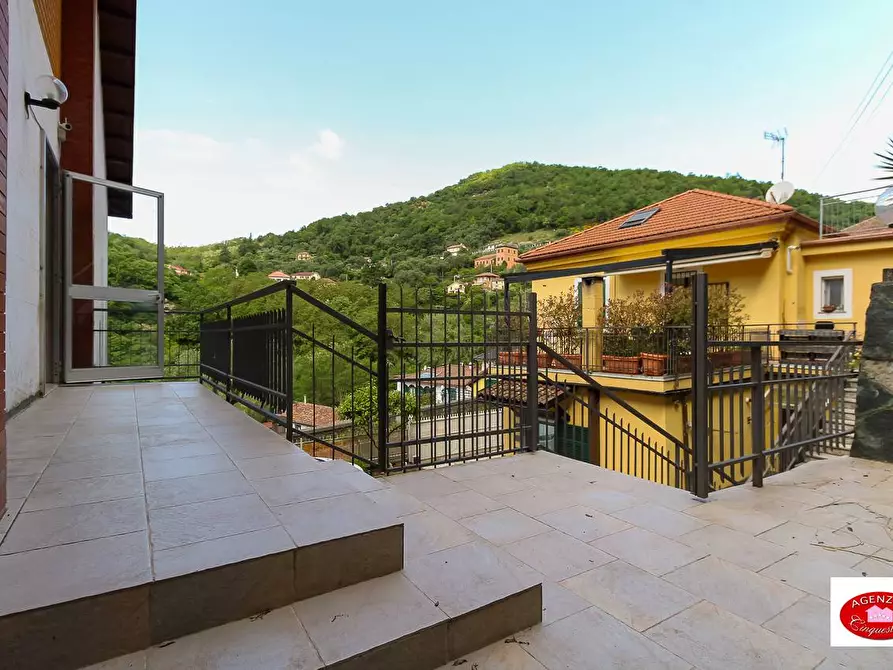 Immagine 26 di Villa in vendita  in Via Pero 116 a Varazze