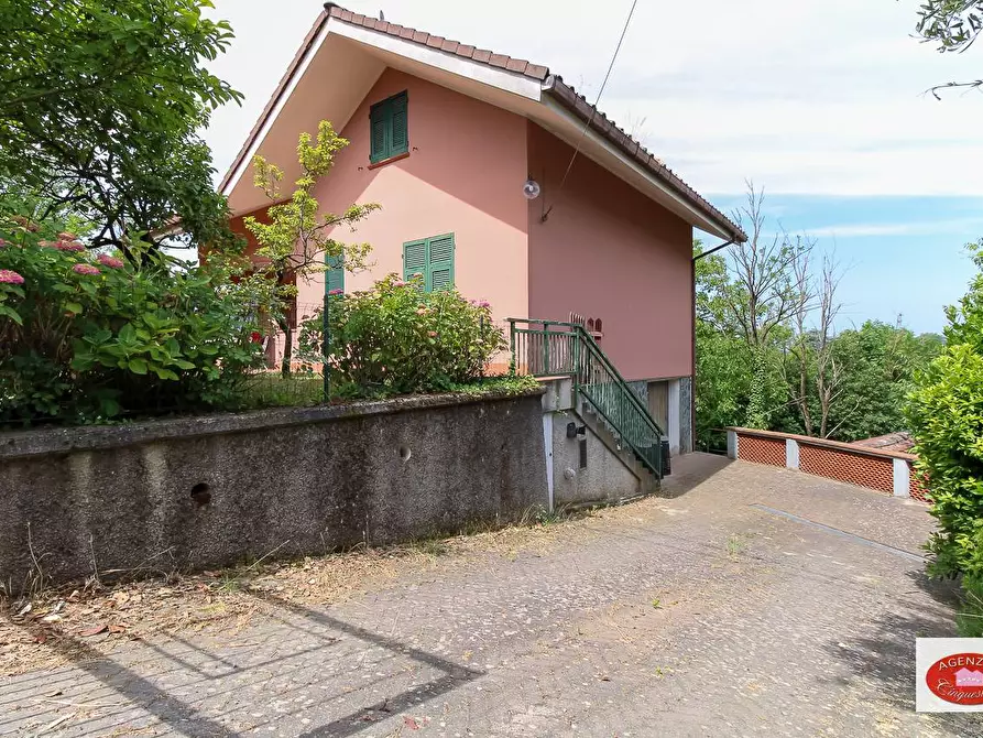 Immagine 12 di Villa in vendita  in Località Avilla 8 a Sassello