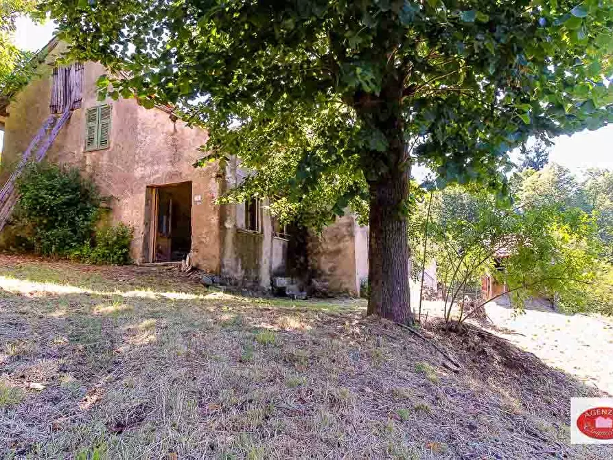 Immagine 2 di Rustico / casale in vendita  in Via Davide Vignolo 38 a Pontinvrea