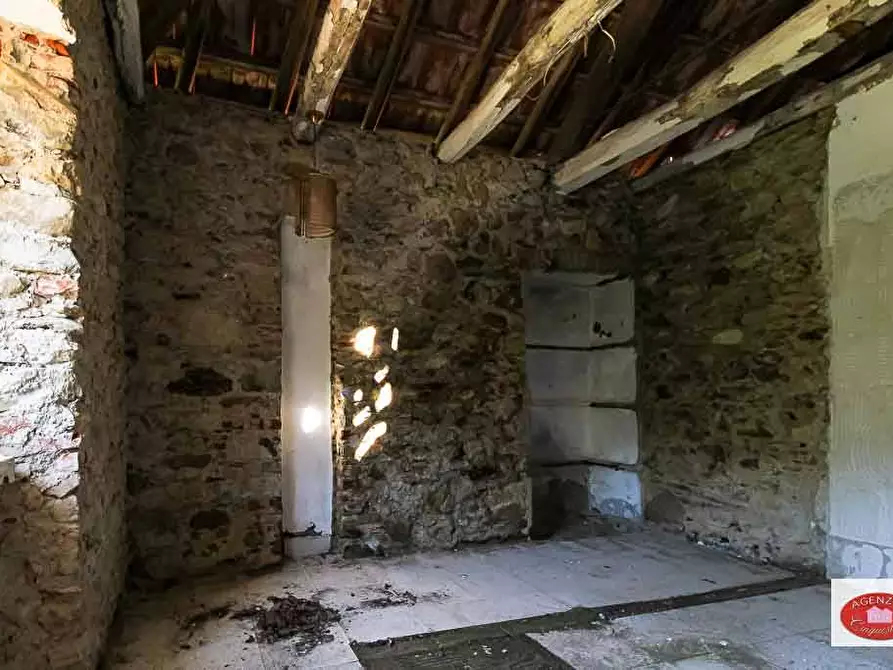 Immagine 16 di Rustico / casale in vendita  in Via Davide Vignolo 38 a Pontinvrea