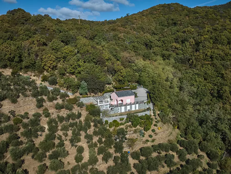 Immagine 39 di Villa in vendita  in Via Dei Siri 131 a Albisola Superiore