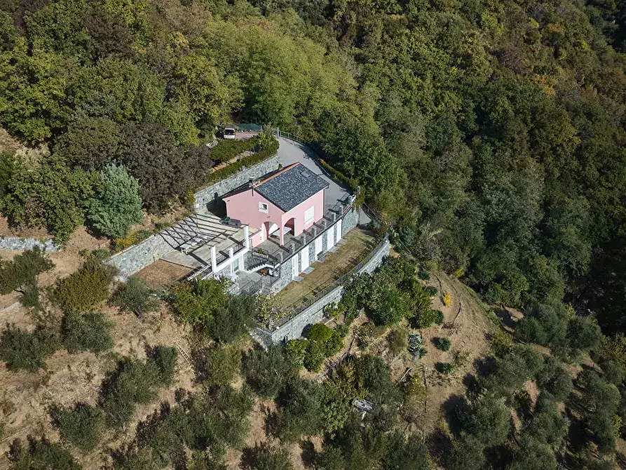 Immagine 42 di Villa in vendita  in Via Dei Siri 131 a Albisola Superiore