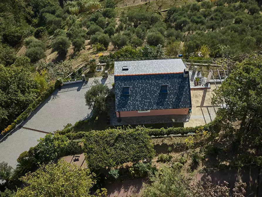 Immagine 44 di Villa in vendita  in Via Dei Siri 131 a Albisola Superiore
