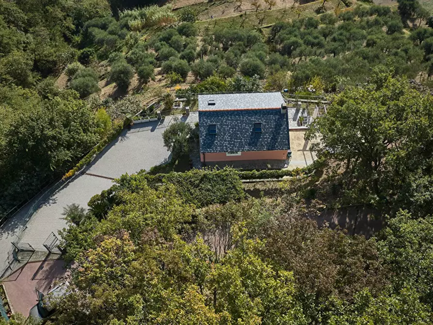 Immagine 45 di Villa in vendita  in Via Dei Siri 131 a Albisola Superiore