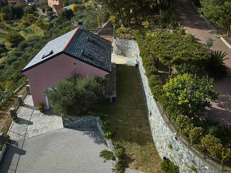 Immagine 48 di Villa in vendita  in Via Dei Siri 131 a Albisola Superiore
