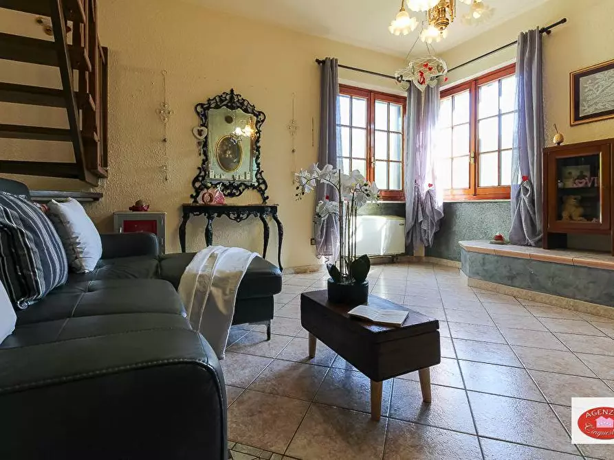 Immagine 9 di Villa in vendita  in Via G.B.Parodi 26 a Stella