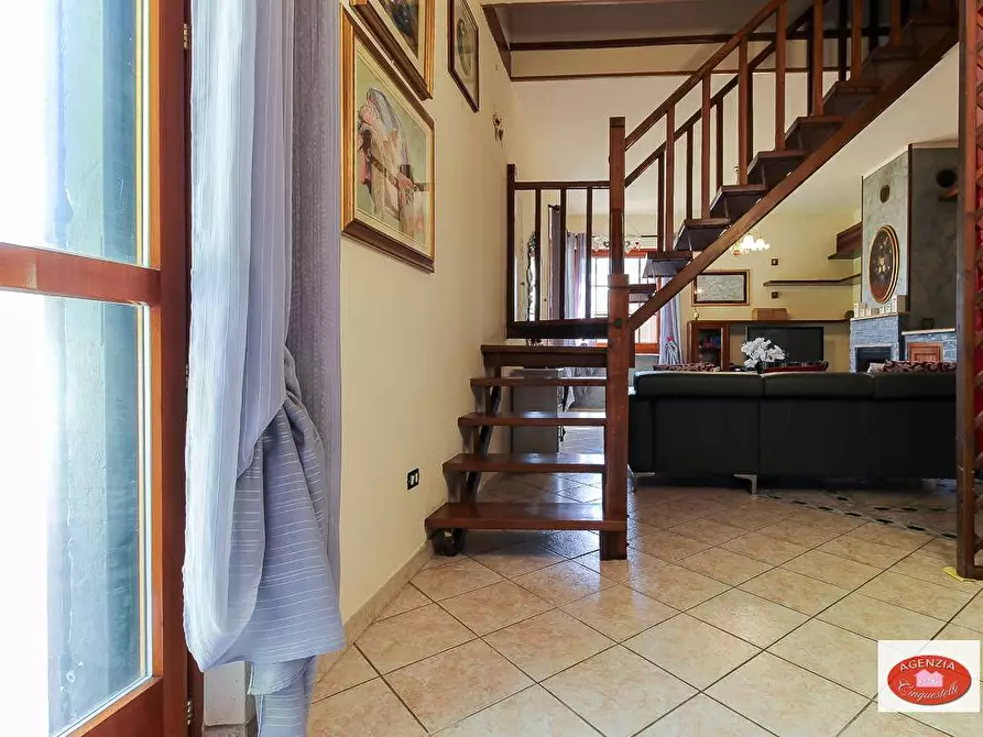 Immagine 13 di Villa in vendita  in Via G.B.Parodi 26 a Stella