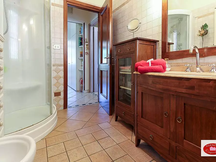 Immagine 19 di Villa in vendita  in Via G.B.Parodi 26 a Stella