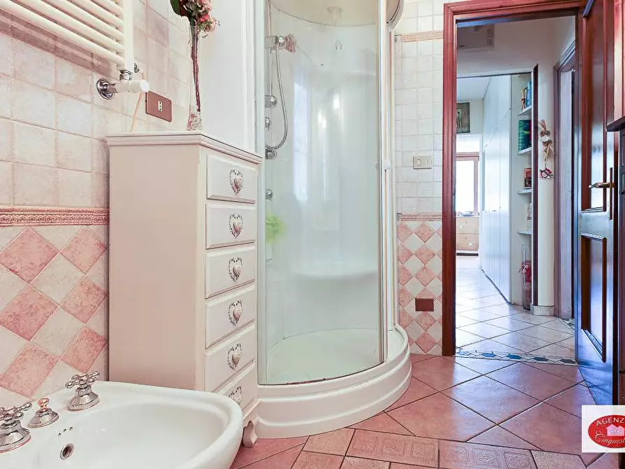 Immagine 21 di Villa in vendita  in Via G.B.Parodi 26 a Stella