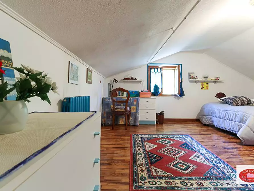 Immagine 28 di Villa in vendita  in Via G.B.Parodi 26 a Stella