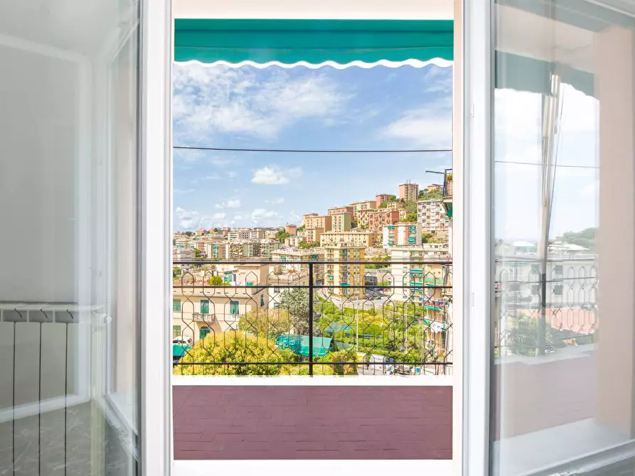 Immagine 13 di Appartamento in affitto  in Via Buratella a Genova