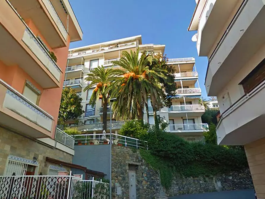 Immagine 1 di Appartamento in affitto  in Via Unità d'Italia 5 a Arenzano