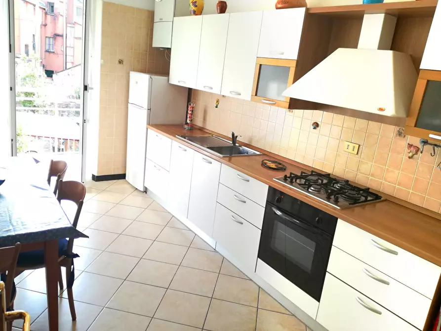 Immagine 9 di Appartamento in affitto  in Piazza Leonardo da Vinci 23 a Arenzano