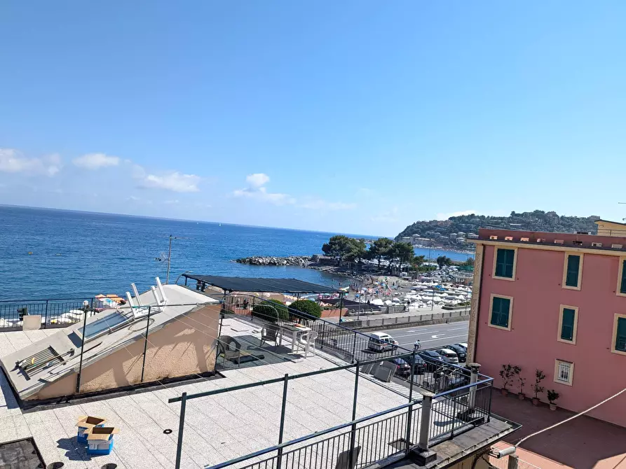 Immagine 18 di Appartamento in affitto  in Via Unità d'Italia 6 a Arenzano