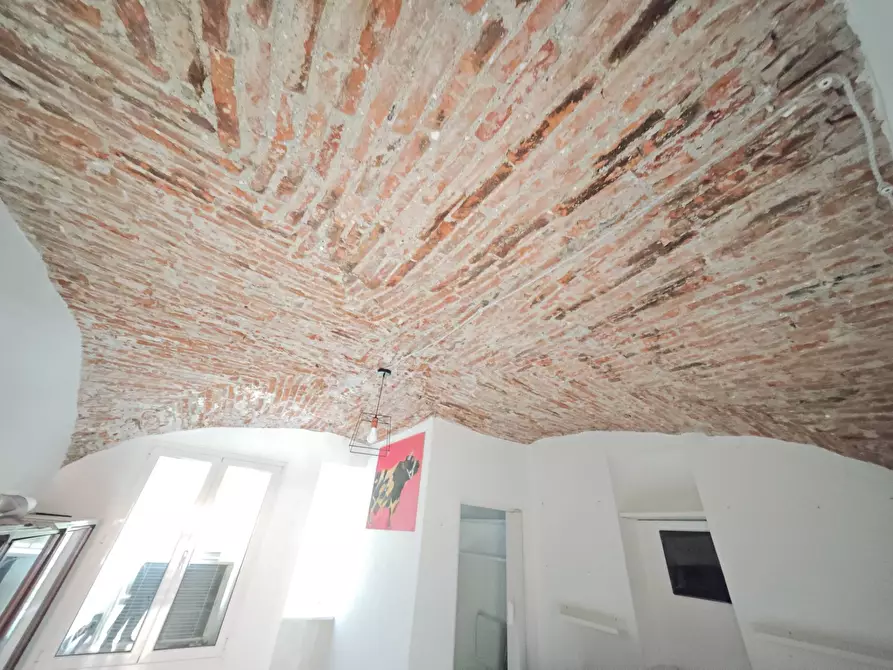 Immagine 10 di Locale commerciale in affitto  in Via Capitan Romeo 82 a Arenzano