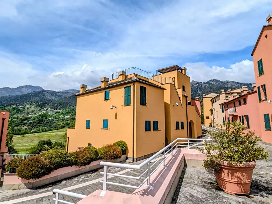 Immagine 3 di Appartamento in affitto  in Via al Golf 75 a Cogoleto