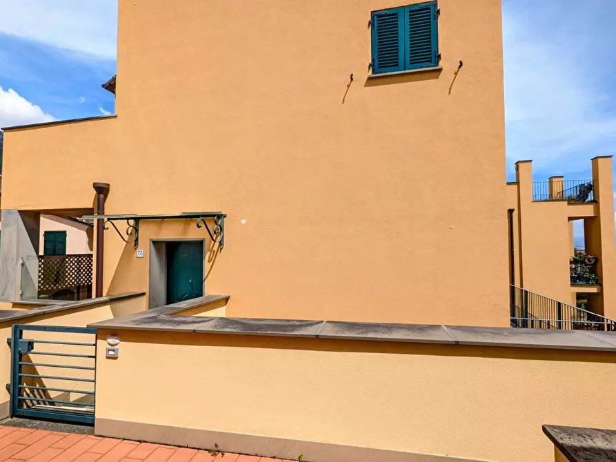 Immagine 7 di Appartamento in affitto  in Via al Golf 75 a Cogoleto
