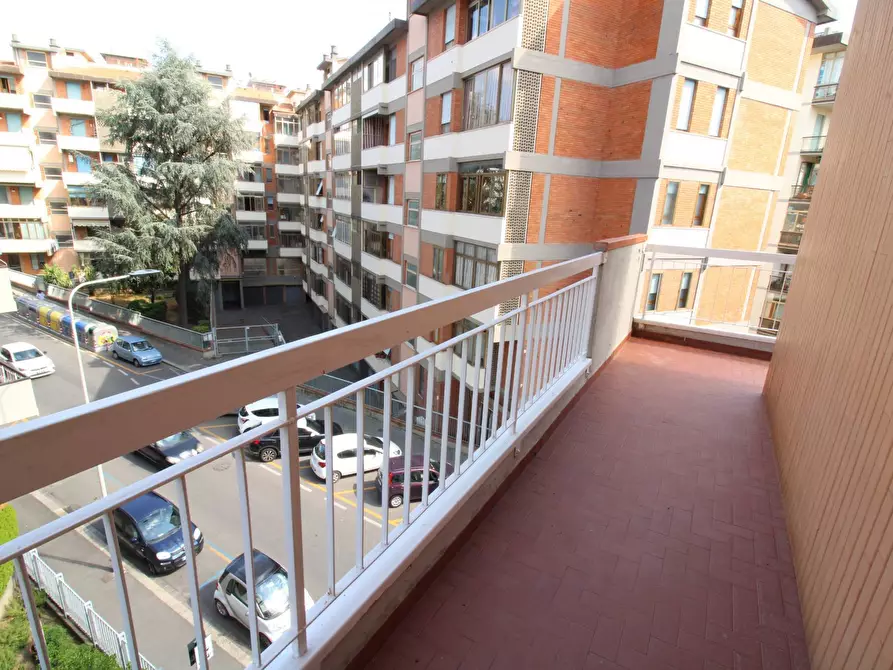 Immagine 8 di Appartamento in affitto  in Carlo del Greco 37 a Firenze