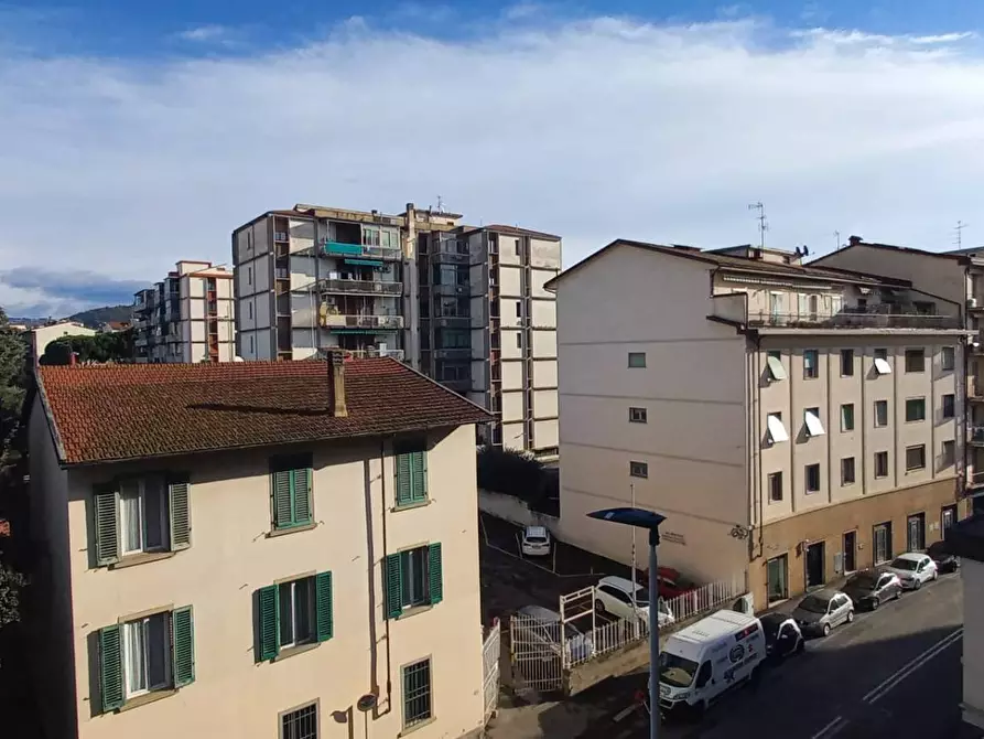 Immagine 20 di Appartamento in vendita  in Via Reginaldo Giuliani 137 a Firenze