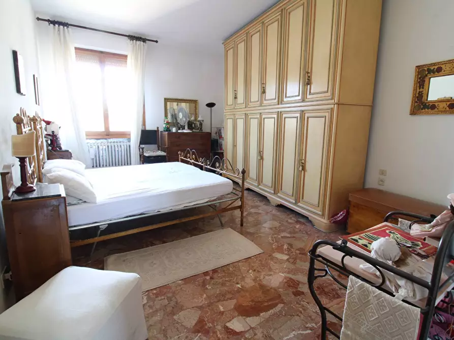 Immagine 38 di Appartamento in vendita  in Via Reginaldo Giuliani 137 a Firenze