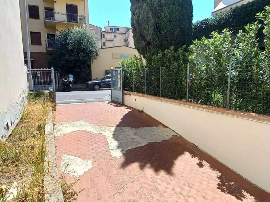 Immagine 7 di Magazzino in vendita  in via bellini 17 a Firenze