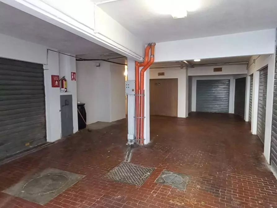 Immagine 11 di Magazzino in vendita  in via bellini 17 a Firenze