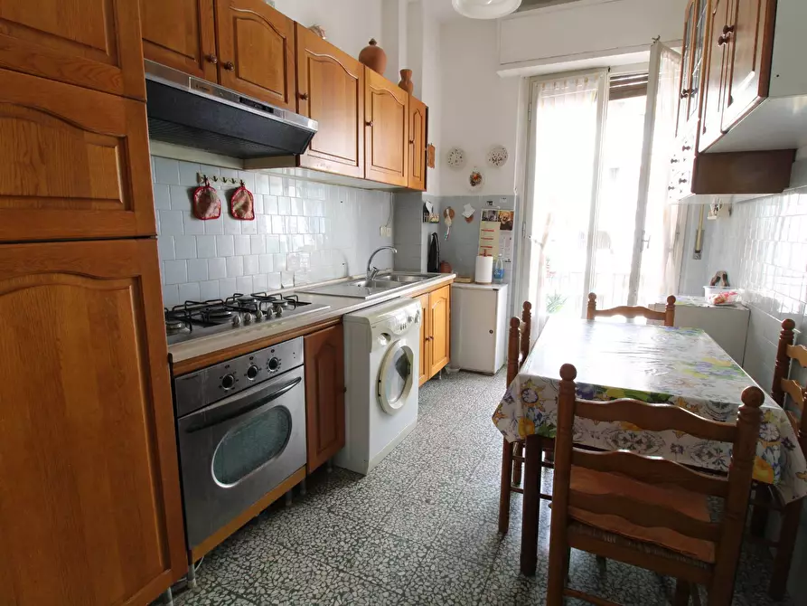 Immagine 9 di Appartamento in vendita  in Via Mugello 10 a Firenze