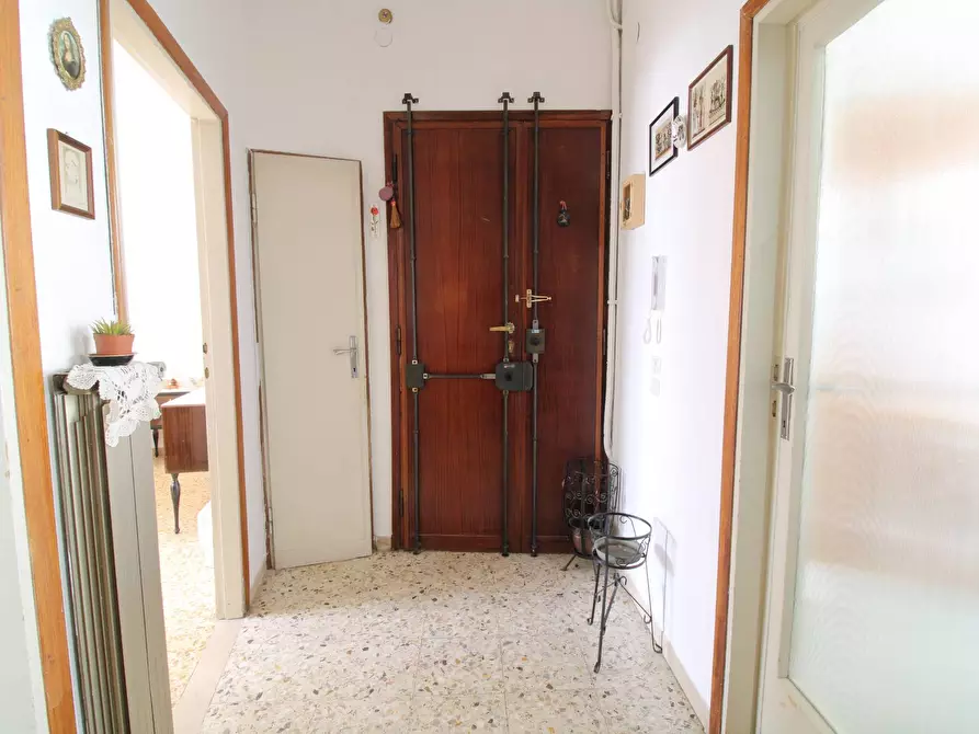 Immagine 5 di Appartamento in vendita  in Via Mugello 10 a Firenze