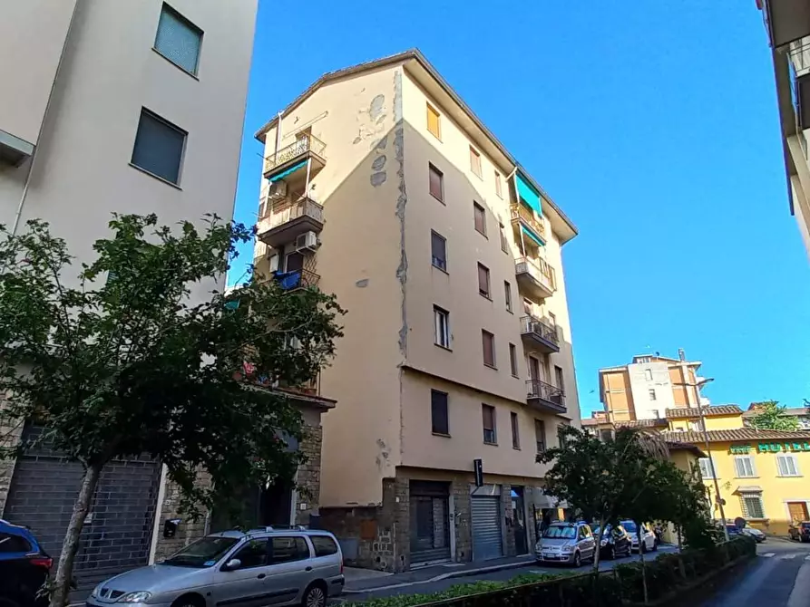 Immagine 30 di Appartamento in vendita  in Via Mugello 10 a Firenze