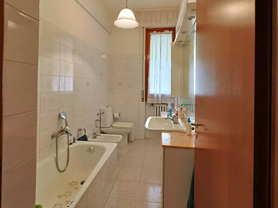 Immagine 33 di Appartamento in vendita  in Via Ugo Corsi 6 a Firenze