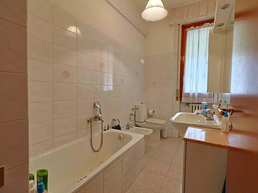 Immagine 31 di Appartamento in vendita  in Via Ugo Corsi 6 a Firenze