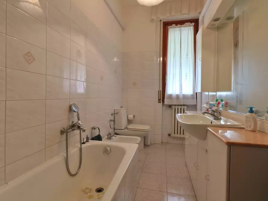 Immagine 46 di Appartamento in vendita  in Via Ugo Corsi 6 a Firenze