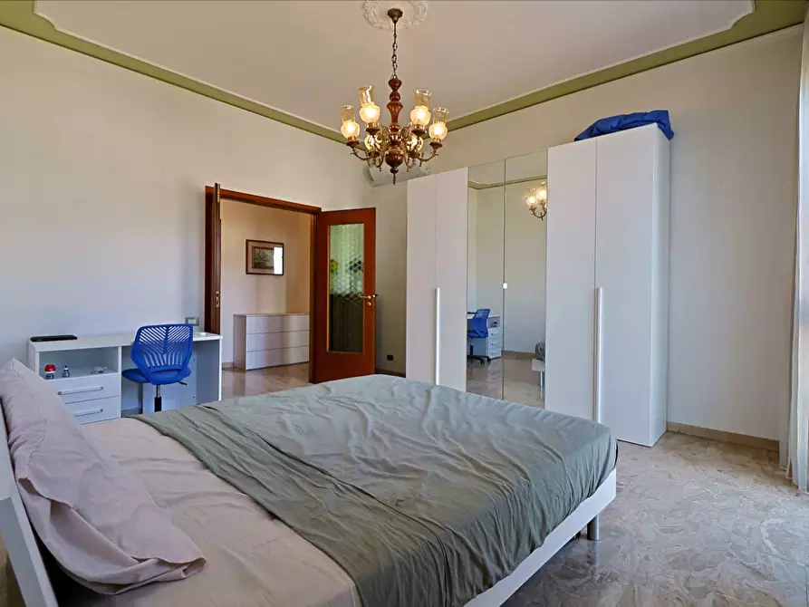 Immagine 14 di Appartamento in vendita  in Via Ugo Corsi 6 a Firenze