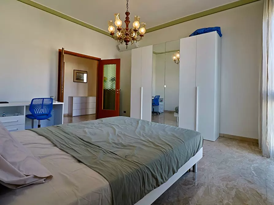 Immagine 17 di Appartamento in vendita  in Via Ugo Corsi 6 a Firenze