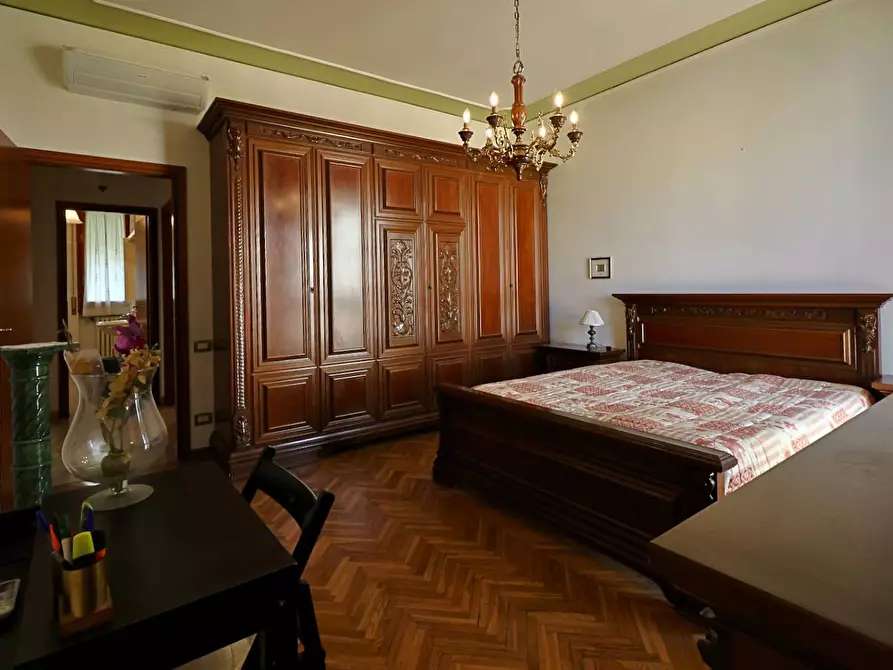 Immagine 36 di Appartamento in vendita  in Via Ugo Corsi 6 a Firenze