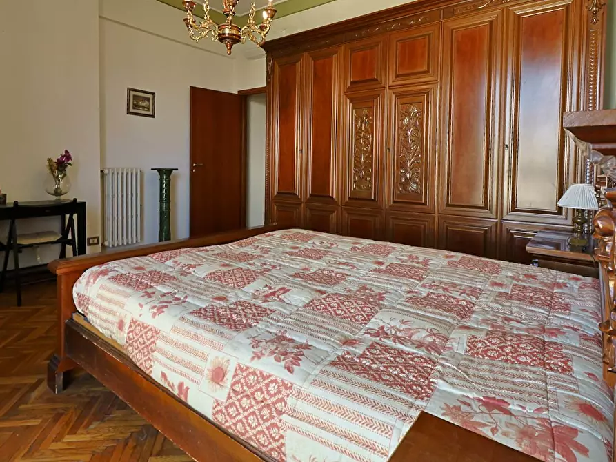 Immagine 39 di Appartamento in vendita  in Via Ugo Corsi 6 a Firenze