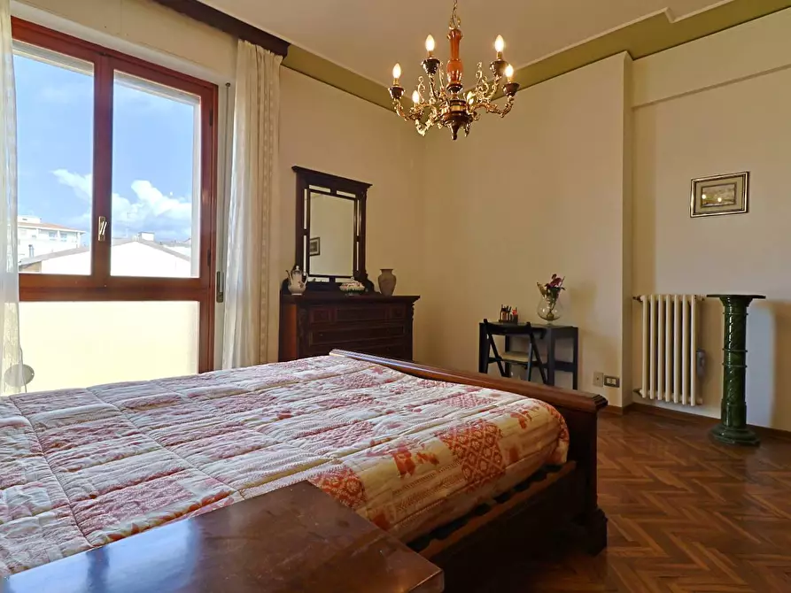 Immagine 41 di Appartamento in vendita  in Via Ugo Corsi 6 a Firenze