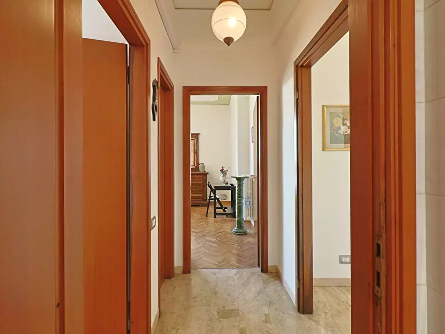 Immagine 23 di Appartamento in vendita  in Via Ugo Corsi 6 a Firenze