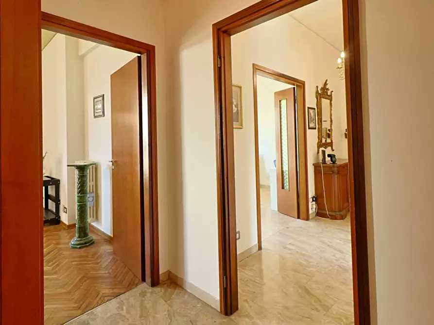 Immagine 26 di Appartamento in vendita  in Via Ugo Corsi 6 a Firenze