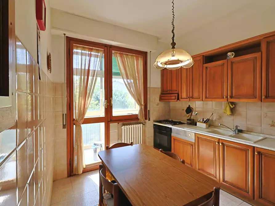 Immagine 13 di Appartamento in vendita  in Via Ugo Corsi 6 a Firenze