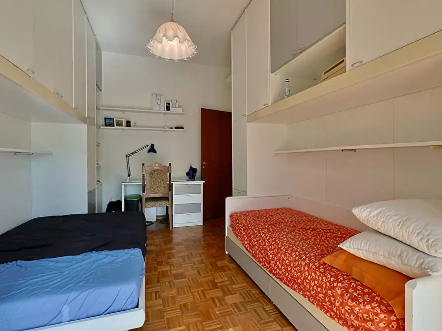 Immagine 32 di Appartamento in vendita  in Via Ugo Corsi 6 a Firenze