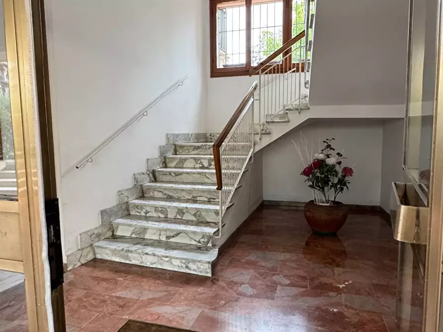 Immagine 70 di Appartamento in vendita  in Via Ugo Corsi 6 a Firenze