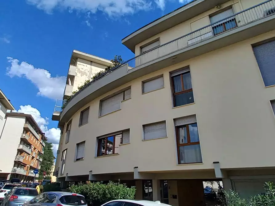 Immagine 76 di Appartamento in vendita  in Via Ugo Corsi 6 a Firenze