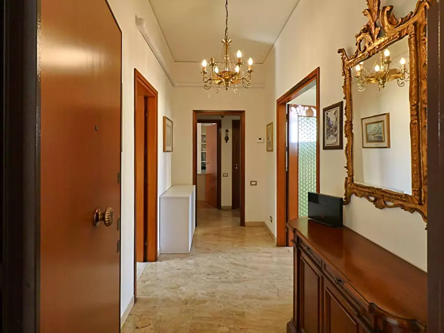 Immagine 56 di Appartamento in vendita  in Via Ugo Corsi 6 a Firenze