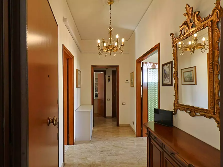 Immagine 52 di Appartamento in vendita  in Via Ugo Corsi 6 a Firenze