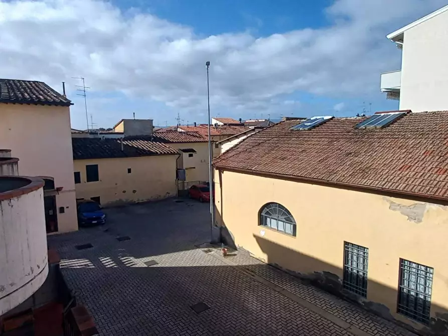 Immagine 22 di Appartamento in vendita  in via castronella 22 i a Campi Bisenzio