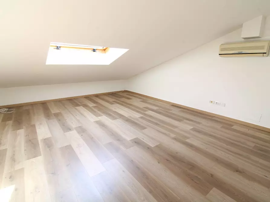 Immagine 34 di Appartamento in vendita  in via castronella 22 i a Campi Bisenzio