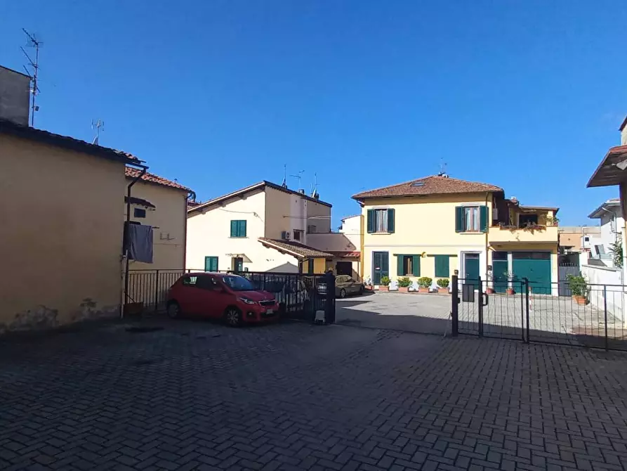 Immagine 7 di Appartamento in vendita  in via castronella 22 i a Campi Bisenzio