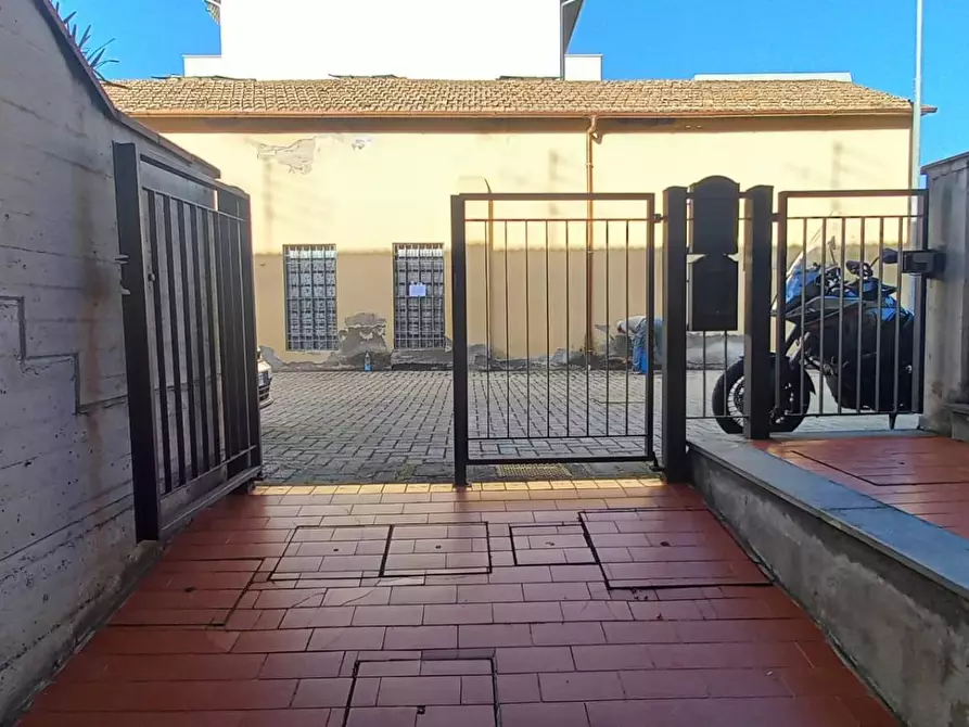 Immagine 44 di Appartamento in vendita  in via castronella 22 i a Campi Bisenzio